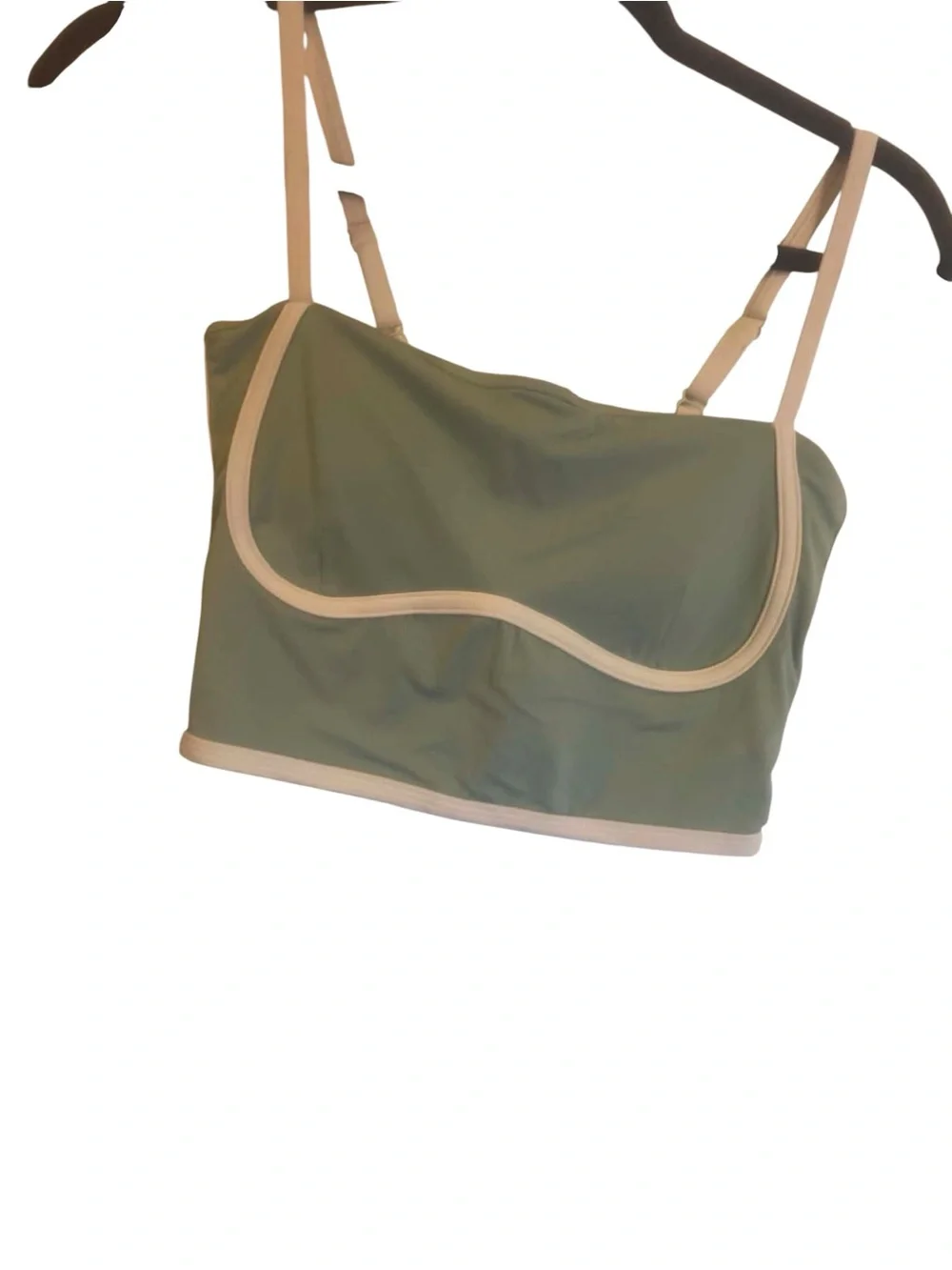 NWT Alo Yoga Airbrushed Streamlined Bra Tank Size M IVORY GREEN